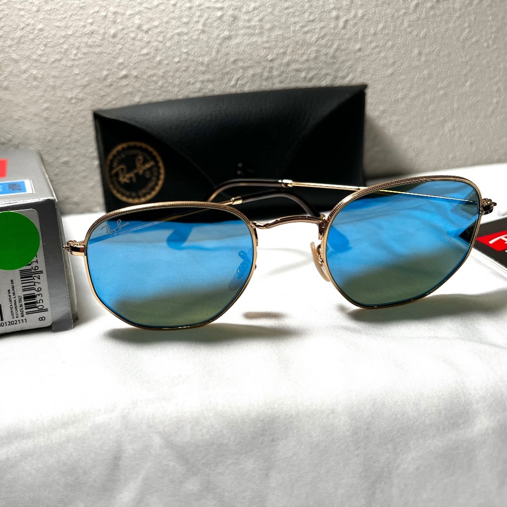 Ray-Ban Hexagonal sunglasses (RB3548N). Gold frame/blue mirrored lenses